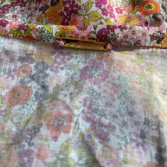 Gingham Palace Set Women’s Small Sixtine Blouse and Sandrine Shorts Floral - Picture 6 of 15